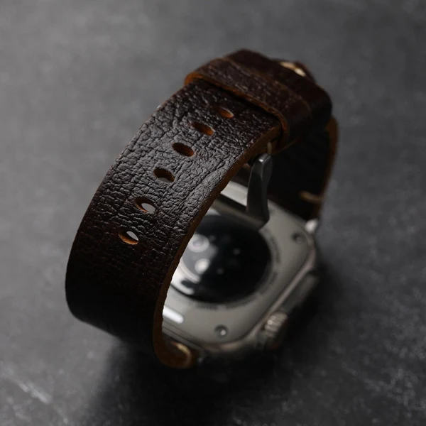 Vintage Horween Leather Strap For Apple Watch, vista 6 di 7