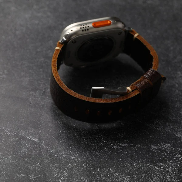 Vintage Horween Leather Strap For Apple Watch, vista 5 di 7