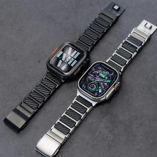 Titanium & Carbon Fiber Magnetic Link Band, Ansicht 4 von 9